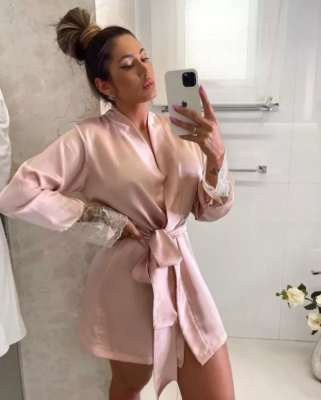 Maid of Honor Rosé Robe