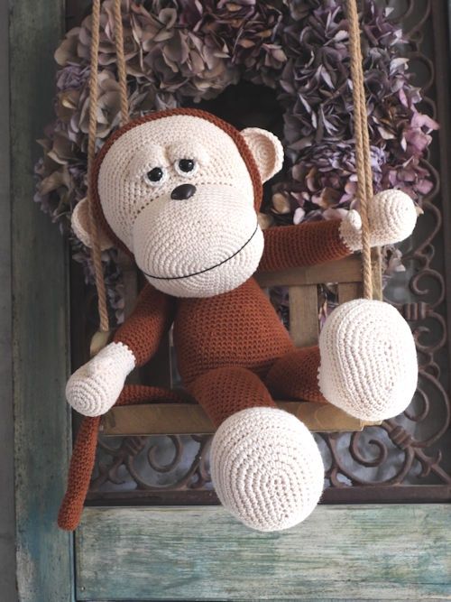 XXL Funny Monkey Rusty
