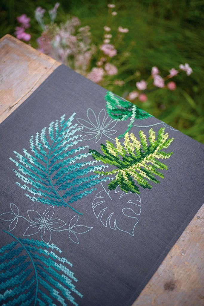 Loper kit botanische bladeren 38x138 cm