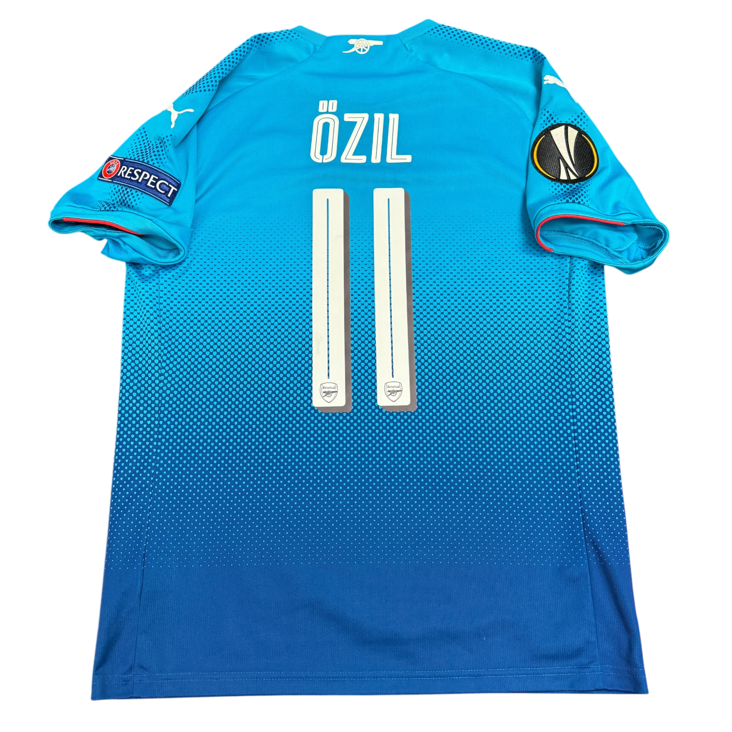 17/18 Puma Arsenal Away Ozil Kit