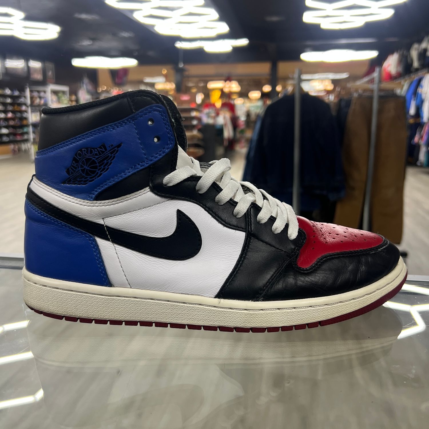 AJ1 Top 3 PO No box 11M