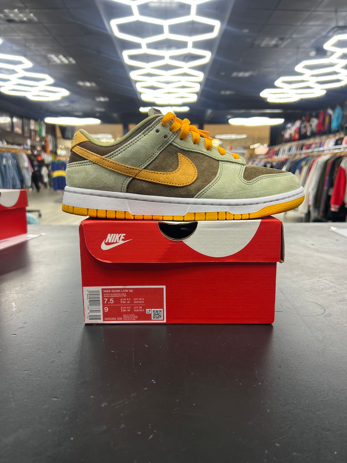 Nike Dunk Low 'Dusty Olive' PO 7.5M