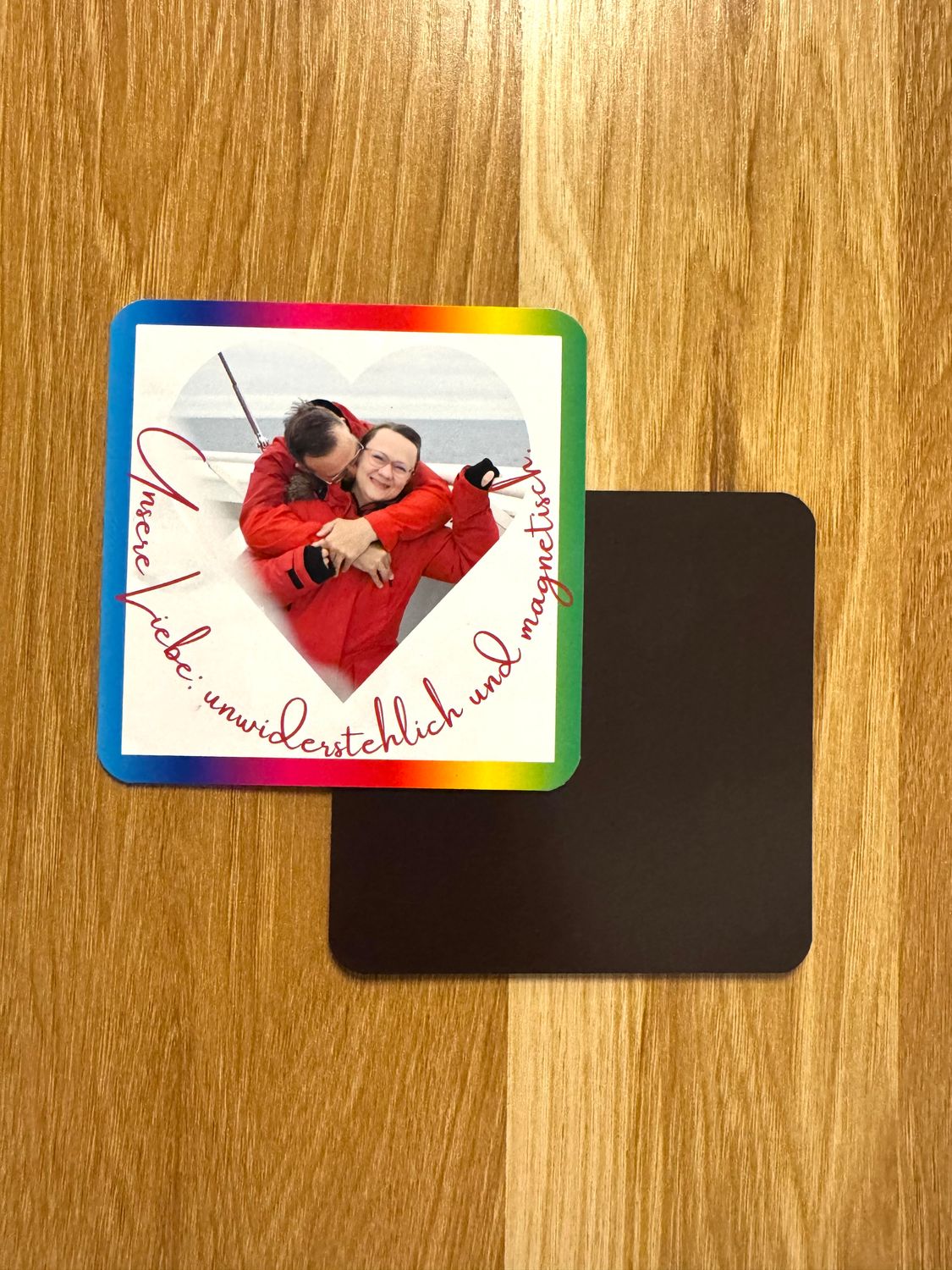 1 Flexi-Fotomagnet mit Herzmotiv und Spruch