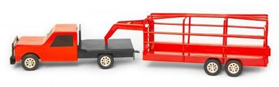 Little Buster - Gooseneck Ranch Trailer Red