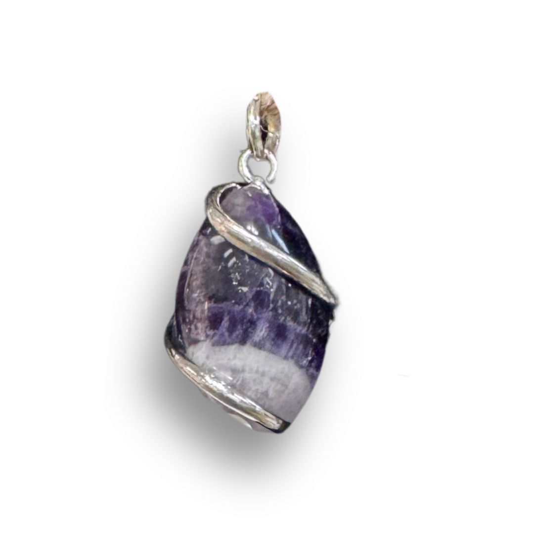 Horse Eye Shaped Crystal Pendant, Type: Amethyst