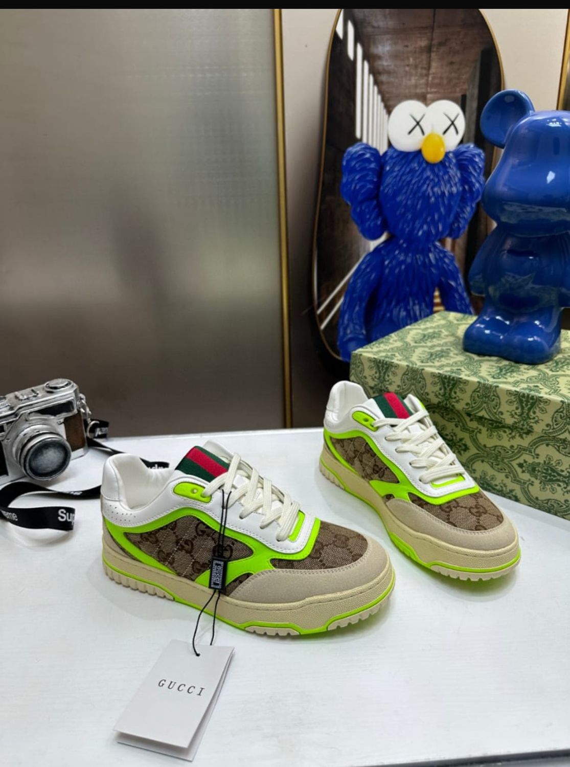LIME G SNEAKERS