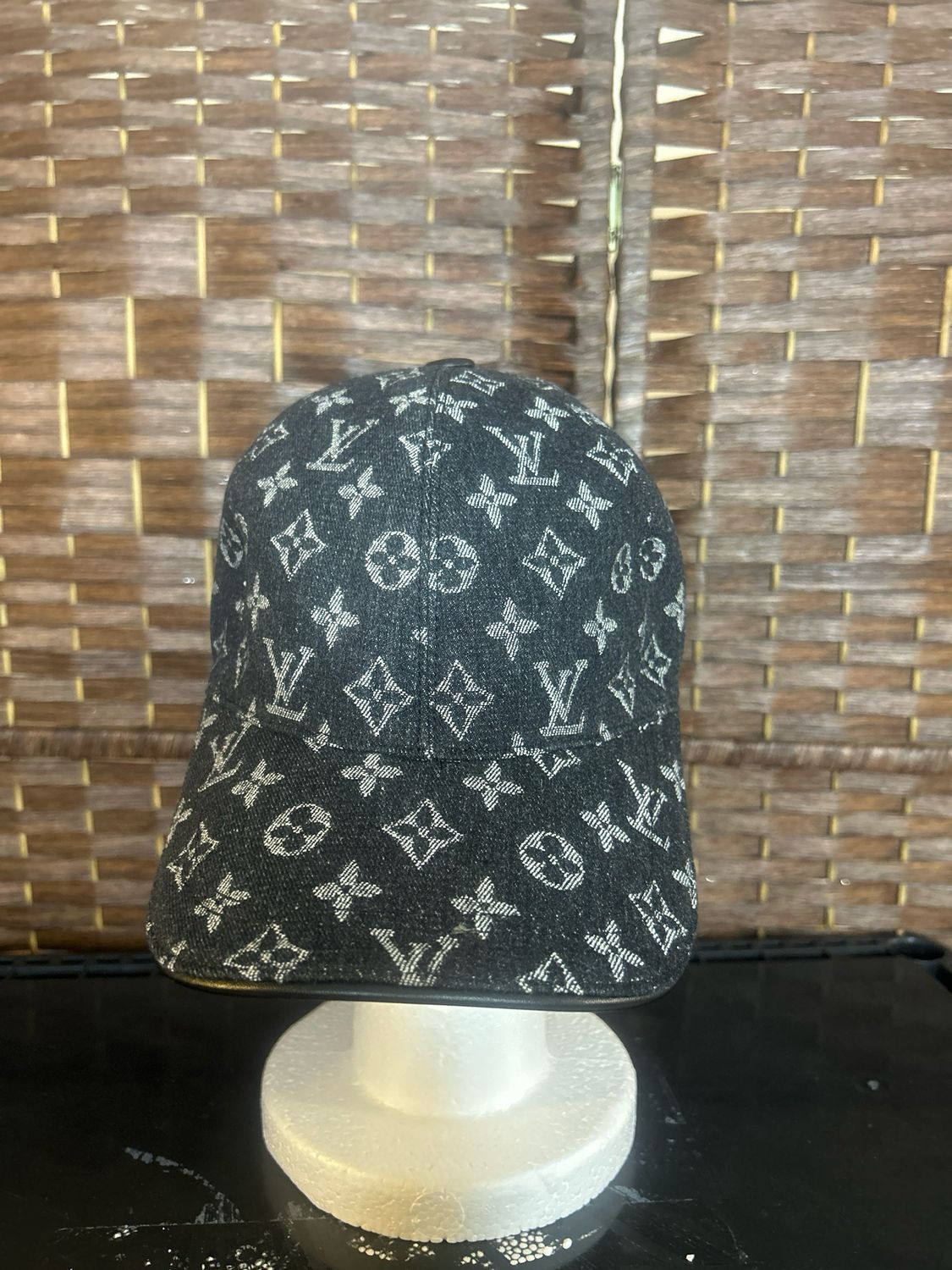 L JEAN CAP ( BLACK W/ GRAY)