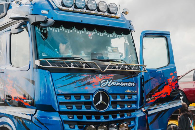 Podszybie INOX MB Actros 2,5m RST-STEEL