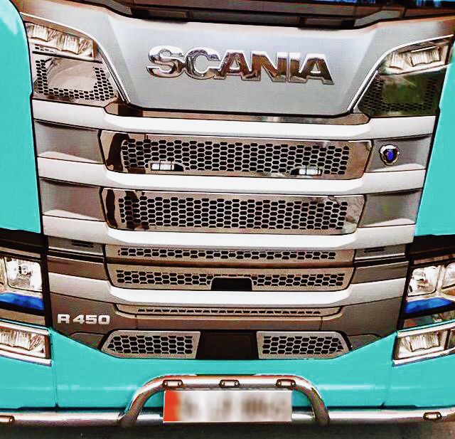SCANIA R NG Nakładki NIERDZEWNE na GRILL 2