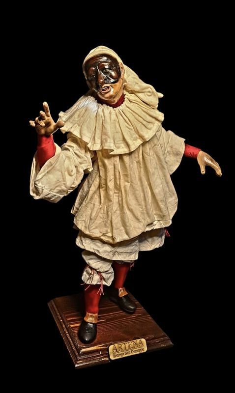 Pulcinella statuetta in terracotta mis. 35 cm
