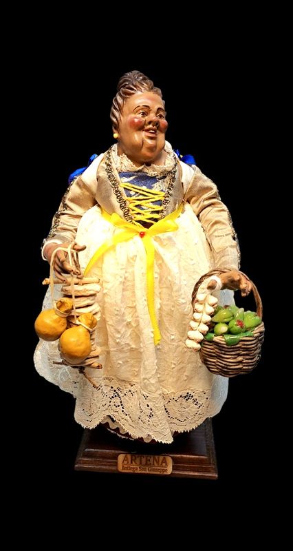 La Bella &#39;Mbriana statuetta in terracotta 32 cm