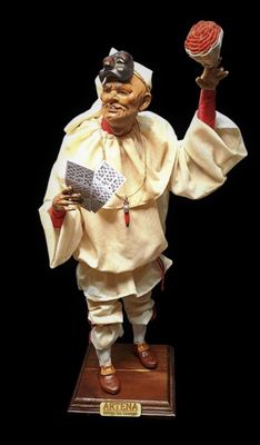 Estatuilla de terracota Pulcinella con tómbola, tamaño 38 cm