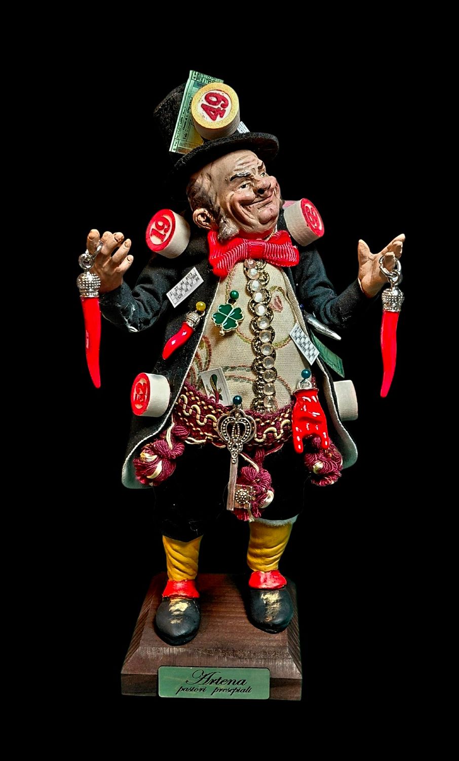 El amuleto de la suerte Sciò Sciò Gobbo mide 25 cm.