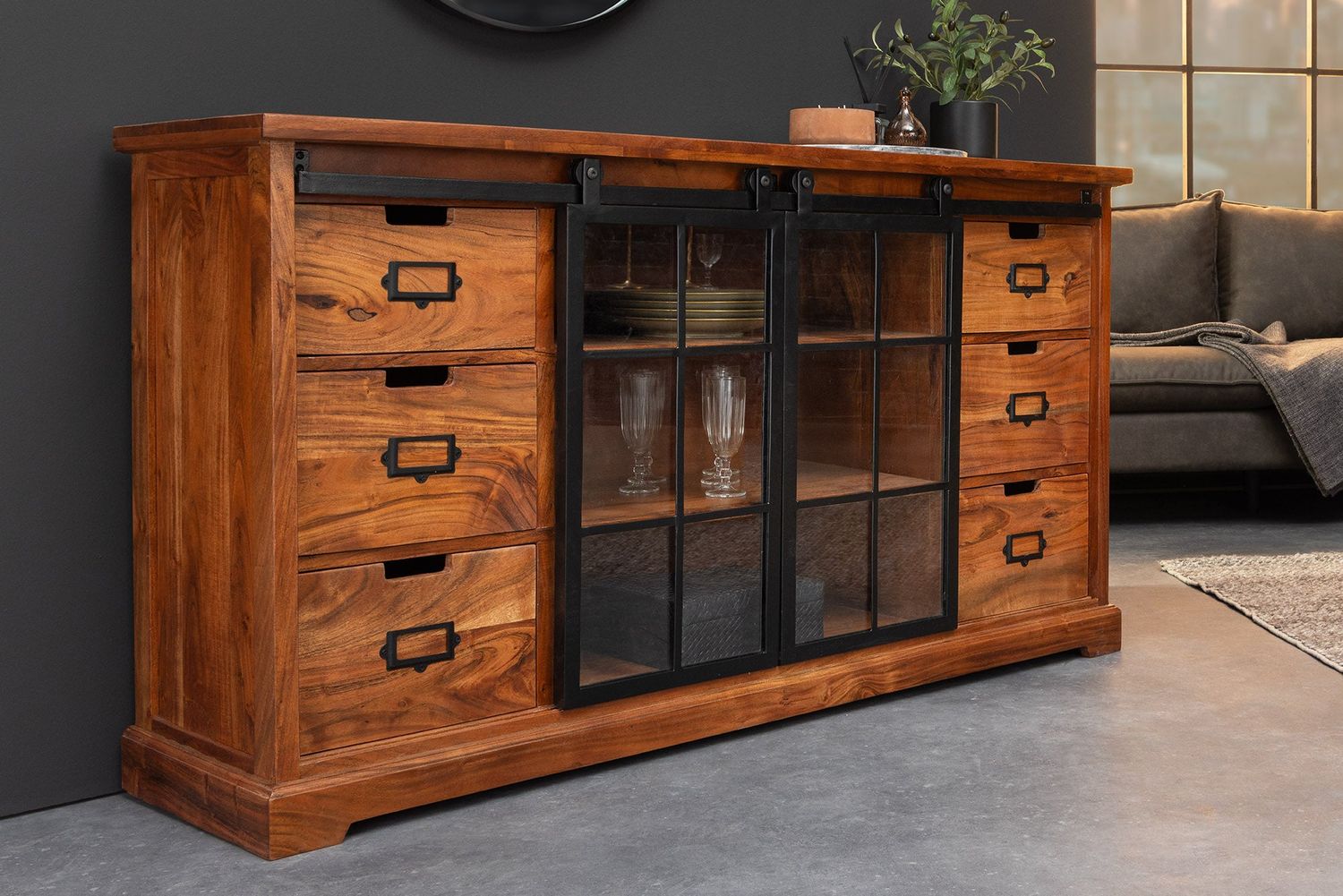 Vitrine HERITAGE 150 cm, portes coulissantes en métal noir, bois d'acacia brun - 44049