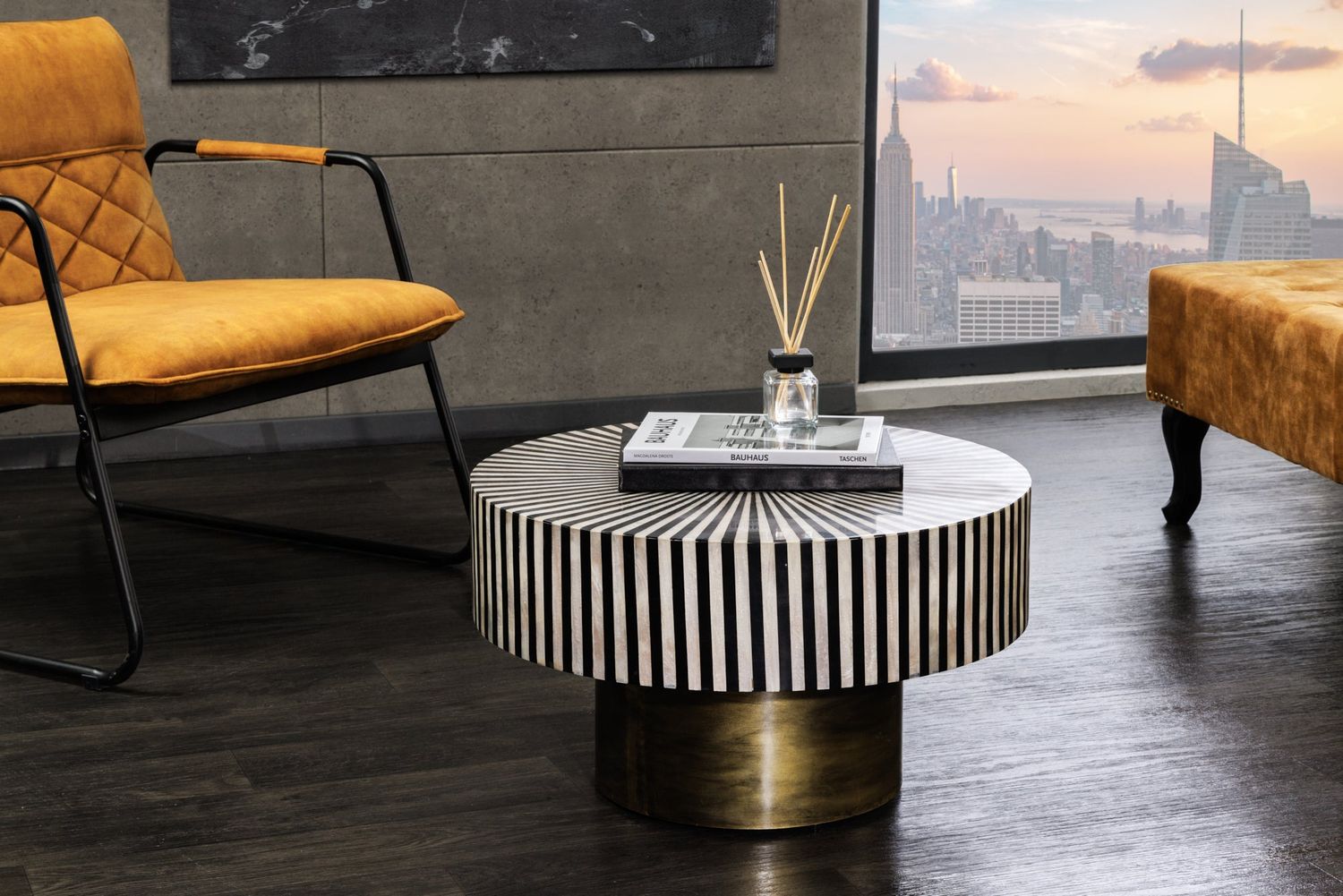 Table basse incrustée d'os 60 cm en polyrésine et os de buffle noir et blanc - 42800