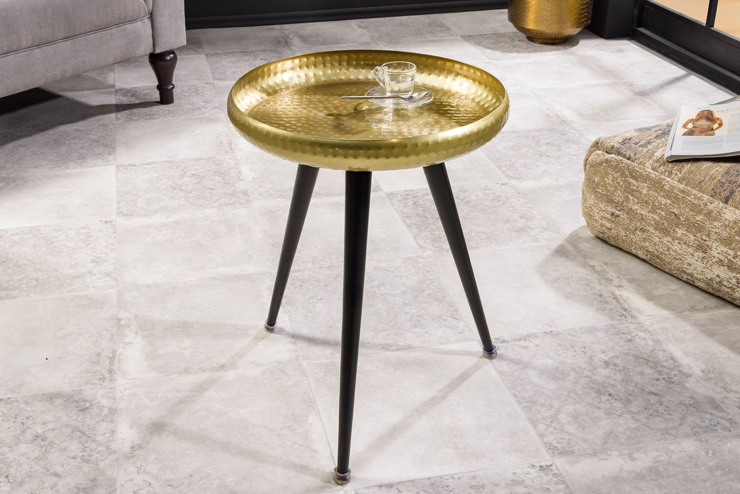 Table d'appoint ORIENT 55 cm, design martelé, laiton doré - 44351