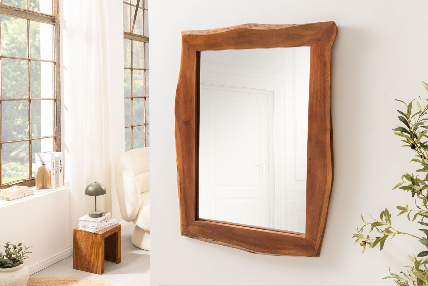 Miroir mural MAMMUT 100cm, bord naturel, bois d'acacia brun - 46490