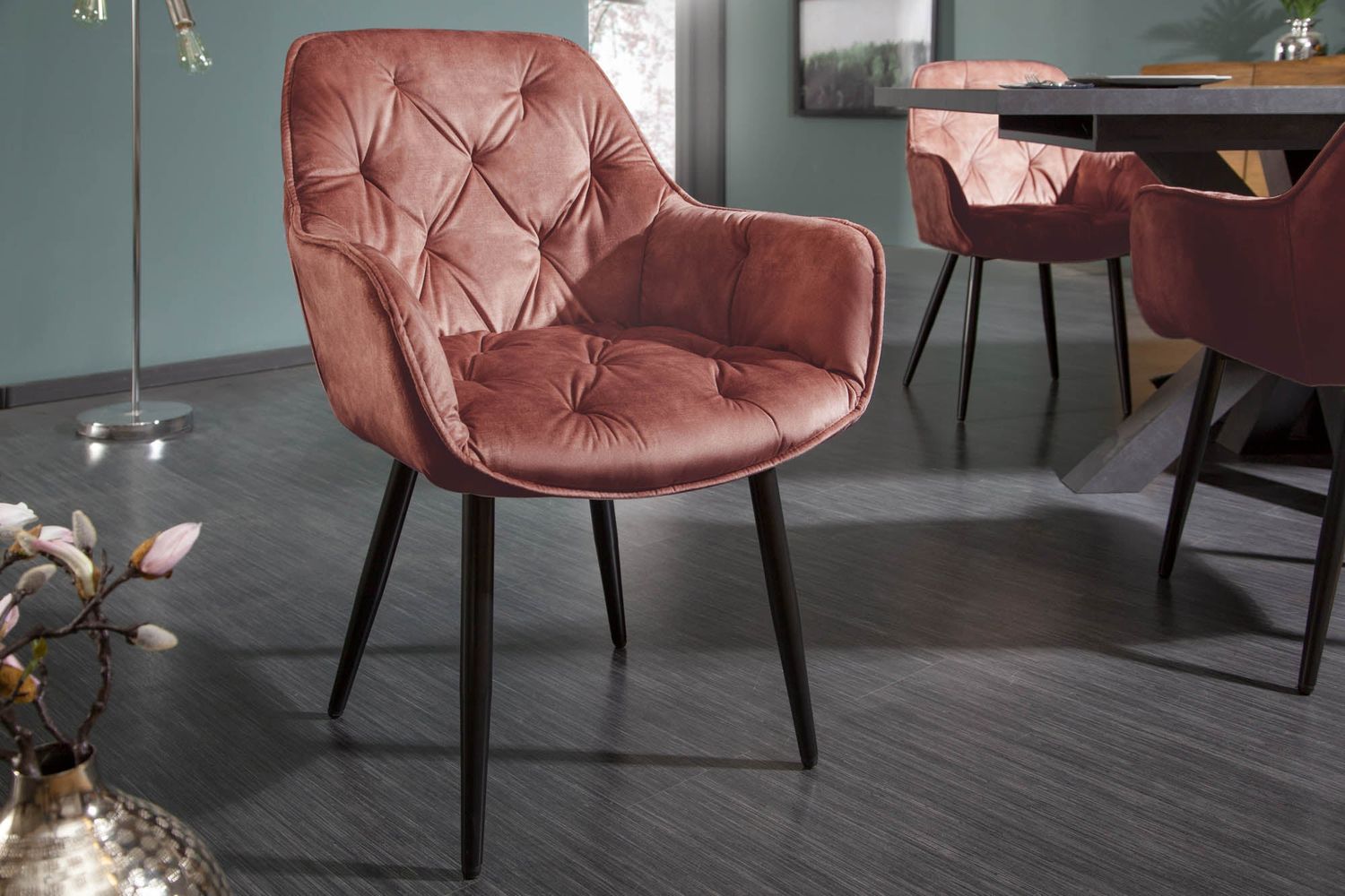 Fauteuil MILANO avec accoudoirs en velours marron - 41182