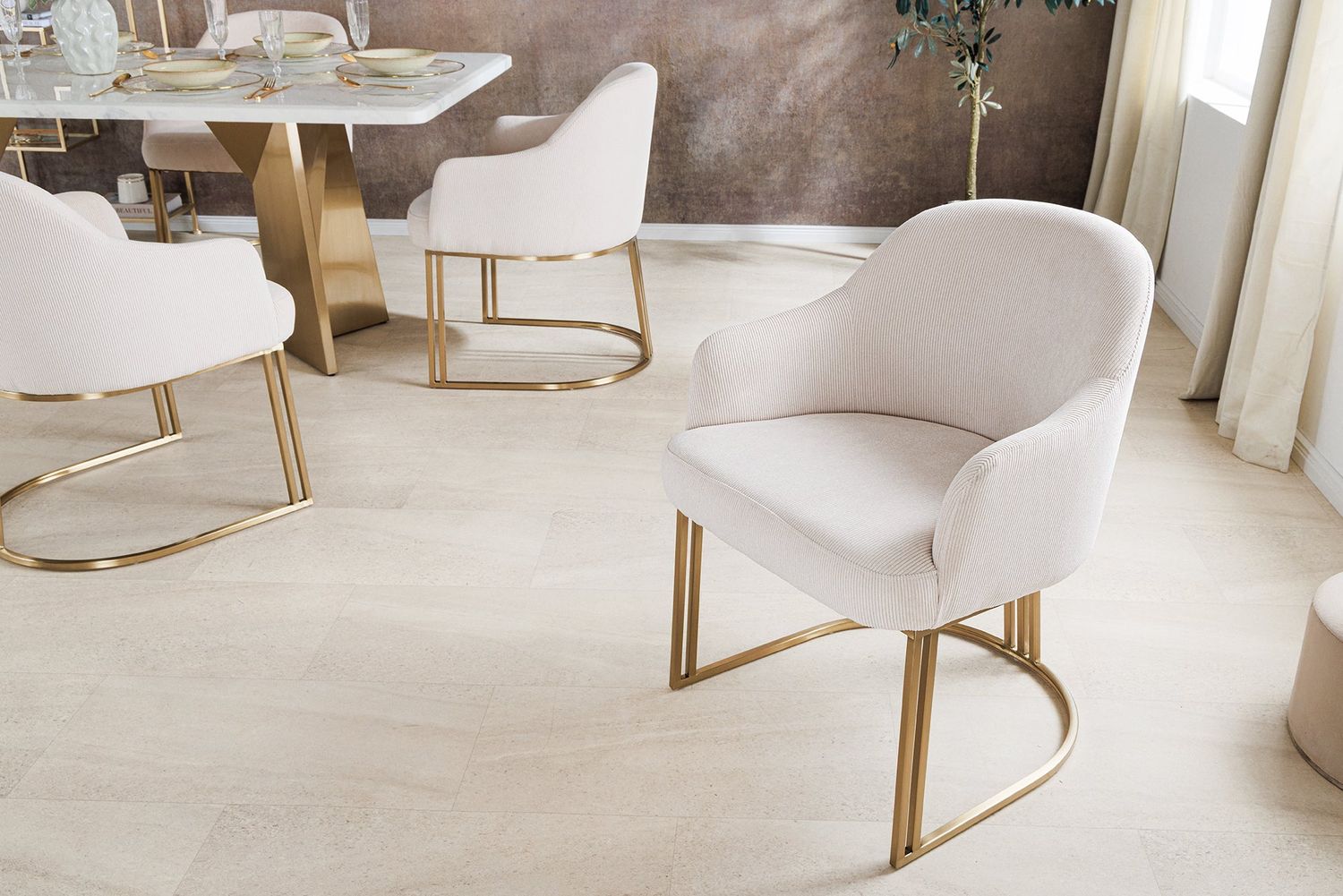 Fauteuil EXTRAVAGANCIA en corde beige avec accoudoirs et structure dorée champagne - 46201