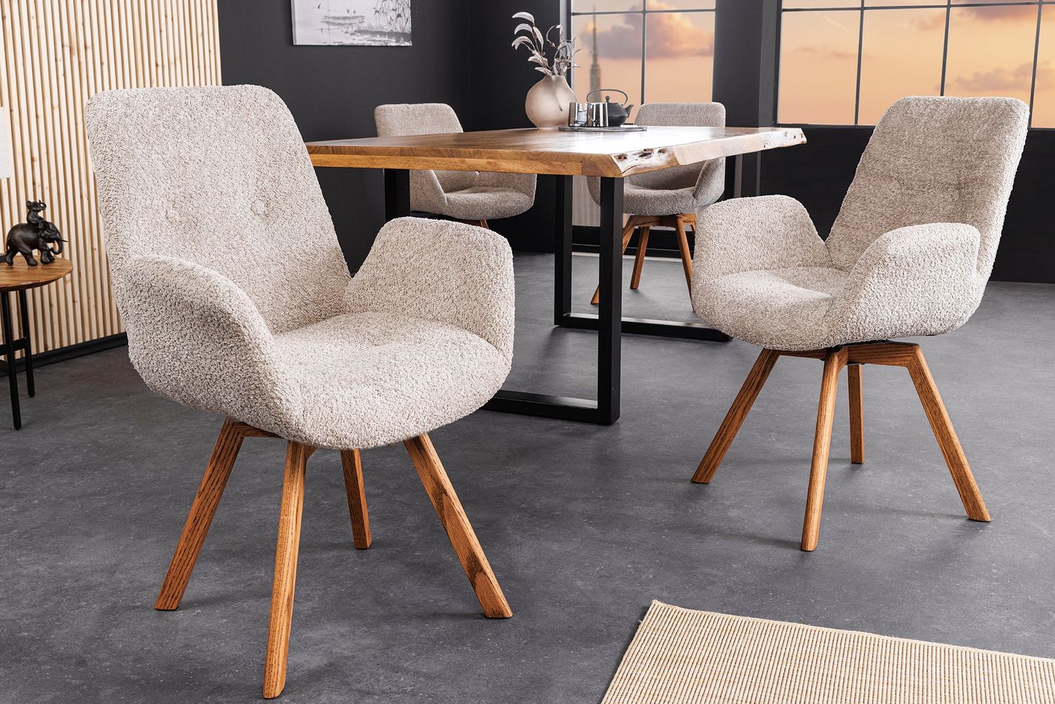 Fauteuil pivotant BALTIC rotatif à 360° en bouclé beige avec pieds en chêne naturel - 44199