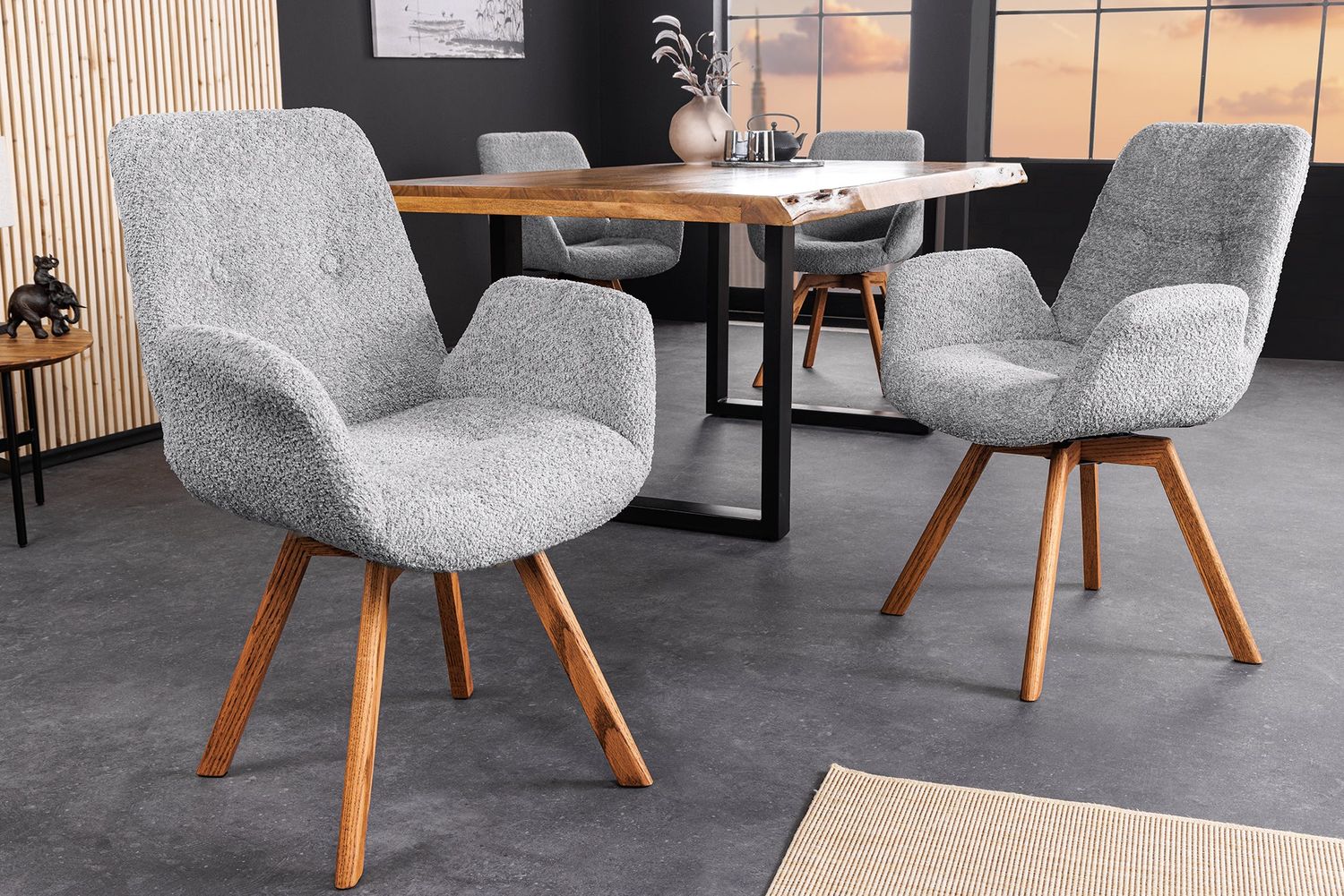 Fauteuil pivotant BALTIC rotatif à 360° en bouclé gris avec pieds en chêne naturel - 44200