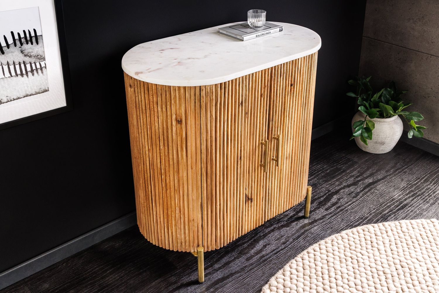 Buffet TRES CHIC 70 cm en bois de manguier naturel avec plateau en marbre blanc et poignées dorées - 45754