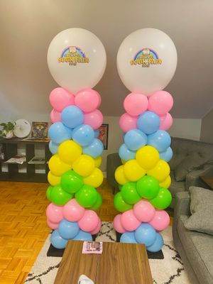 Chevron Pattern Balloon Column