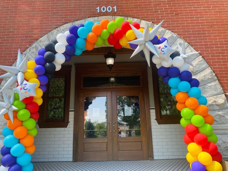 15 ft Nine Color Spiral Balloon Arch