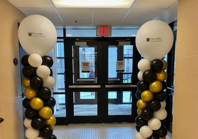 MIZZOU REC Spiral Balloon Column