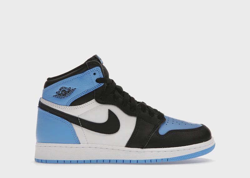 Jordan 1 Retro High Og Unc Toe • New