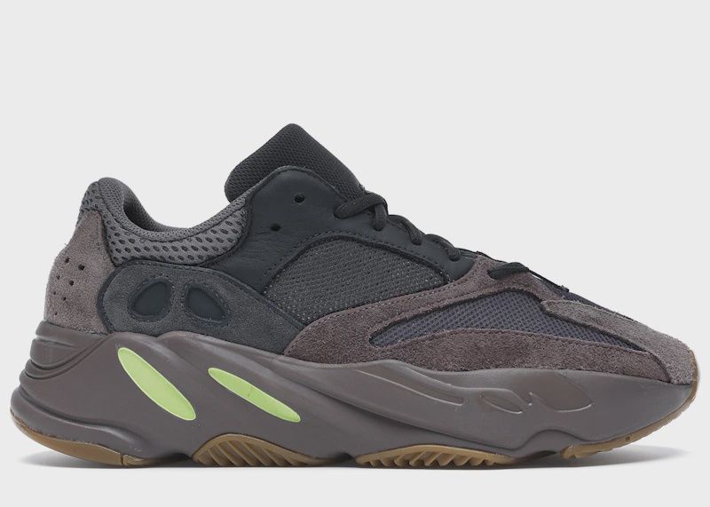 adidas Yeezy Boost 700 Mauve • Pre-Owned