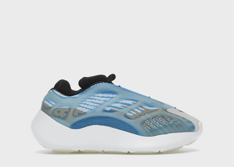 adidas Yeezy 700 V3 Arzareth • Pre-Owned