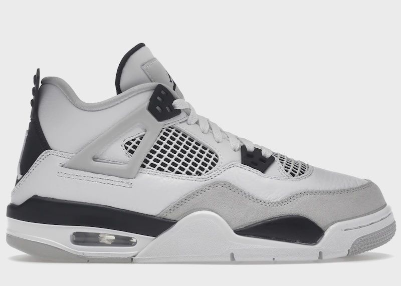 Jordan 4 Retro Military Black • New