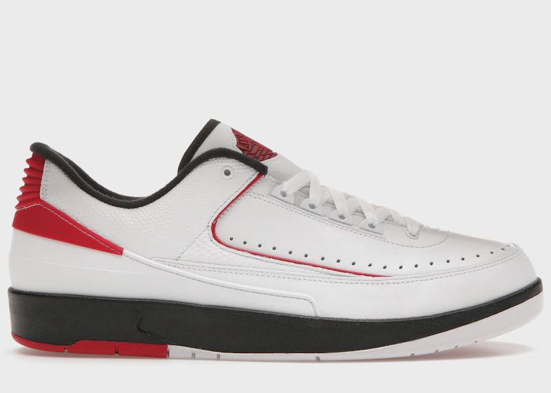 Jordan 2 Retro Low Chicago (2016) • Pre-Owned