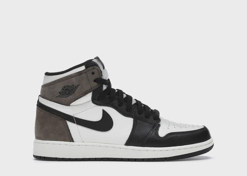 Jordan 1 Retro High Dark Mocha • New