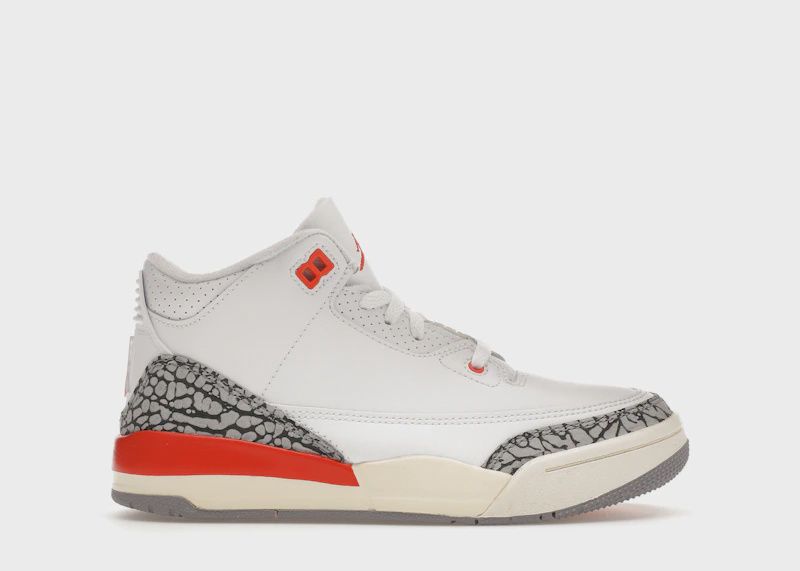 Jordan 3 Retro Georgia Peach (W) • New