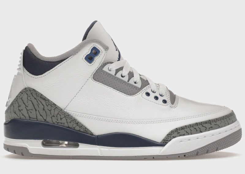 Jordan 3 Retro Midnight Navy • Pre-Owned