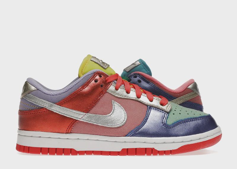 Nike Dunk Low Sunset Pulse (W) • New