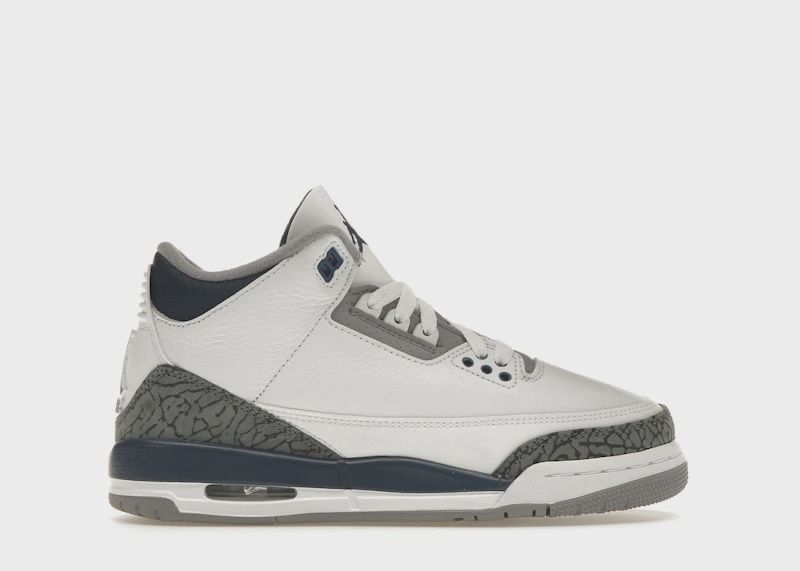 Jordan 3 Retro Midnight Navy • New