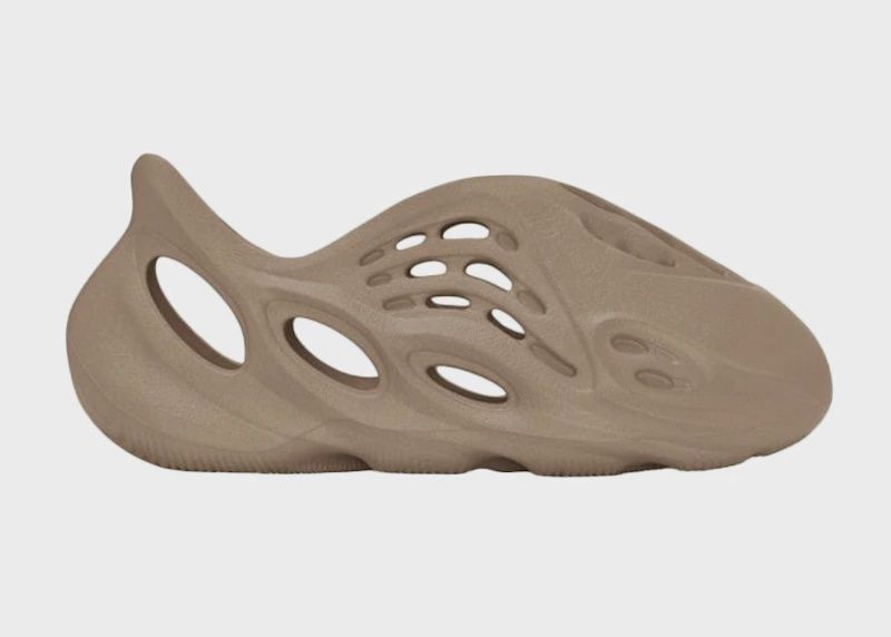 adidas Yeezy Foam Rnnr Mist • New