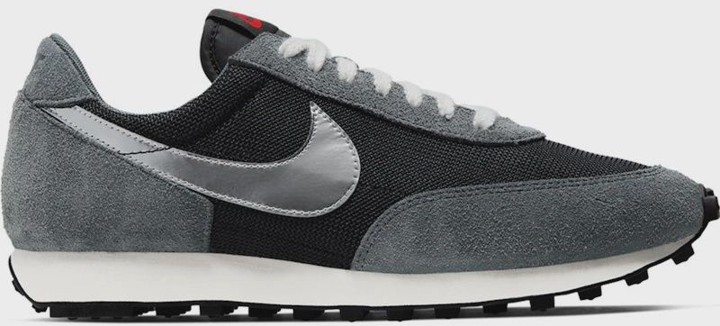 Nike Daybreak Metallic Silver • New