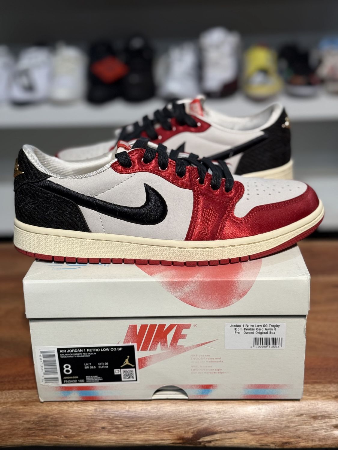 Jordan 1 Retro Low Og Trophy Room Rookie Card Away • Pre-Owned, Shoe Size: US M 8, Product Condition: Pre-Owned