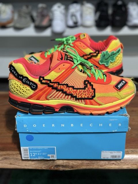 Nike Zoom Vomero 5 Doernbecher • Pre-Owned