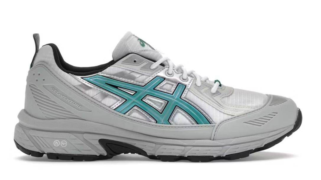ASICS Gel-Venture 6 Shield Hidden NY • Pre-Owned
