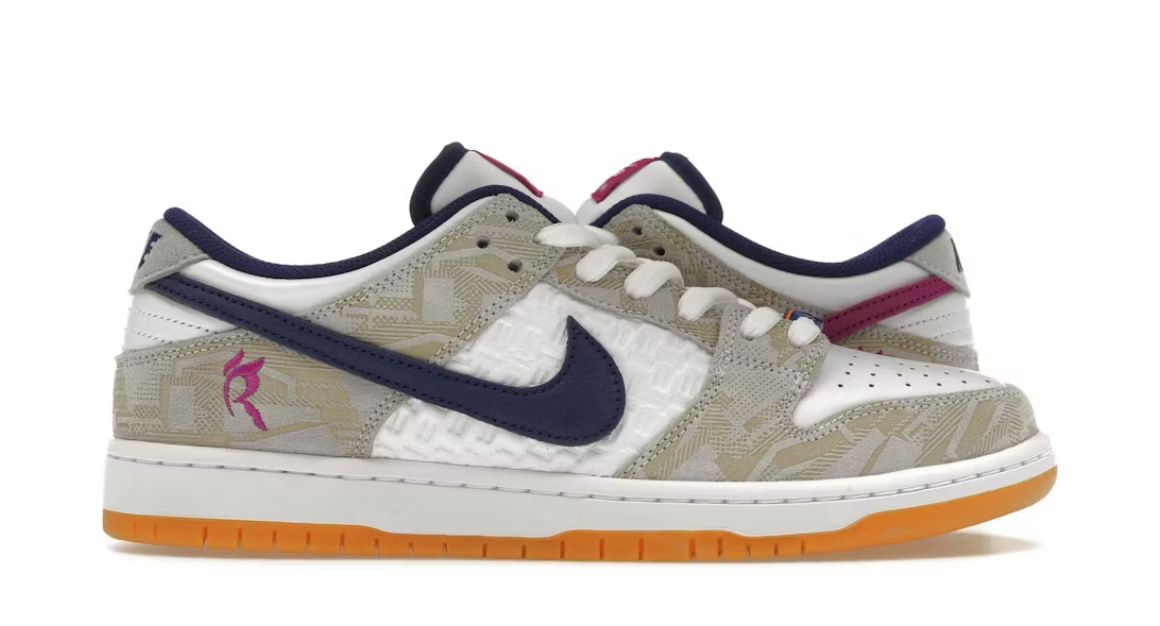 Nike Sb Dunk Low Rayssa Leal • Pre-Owned