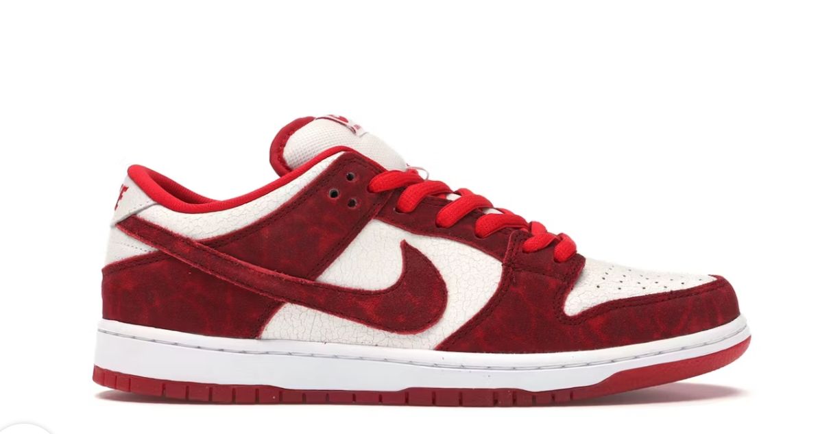 Nike SB Dunk Low Valentine&#39;s Day (2014) - Pre Owned, Shoe Size: US M 9.5, Product Condition: Pre-Owned