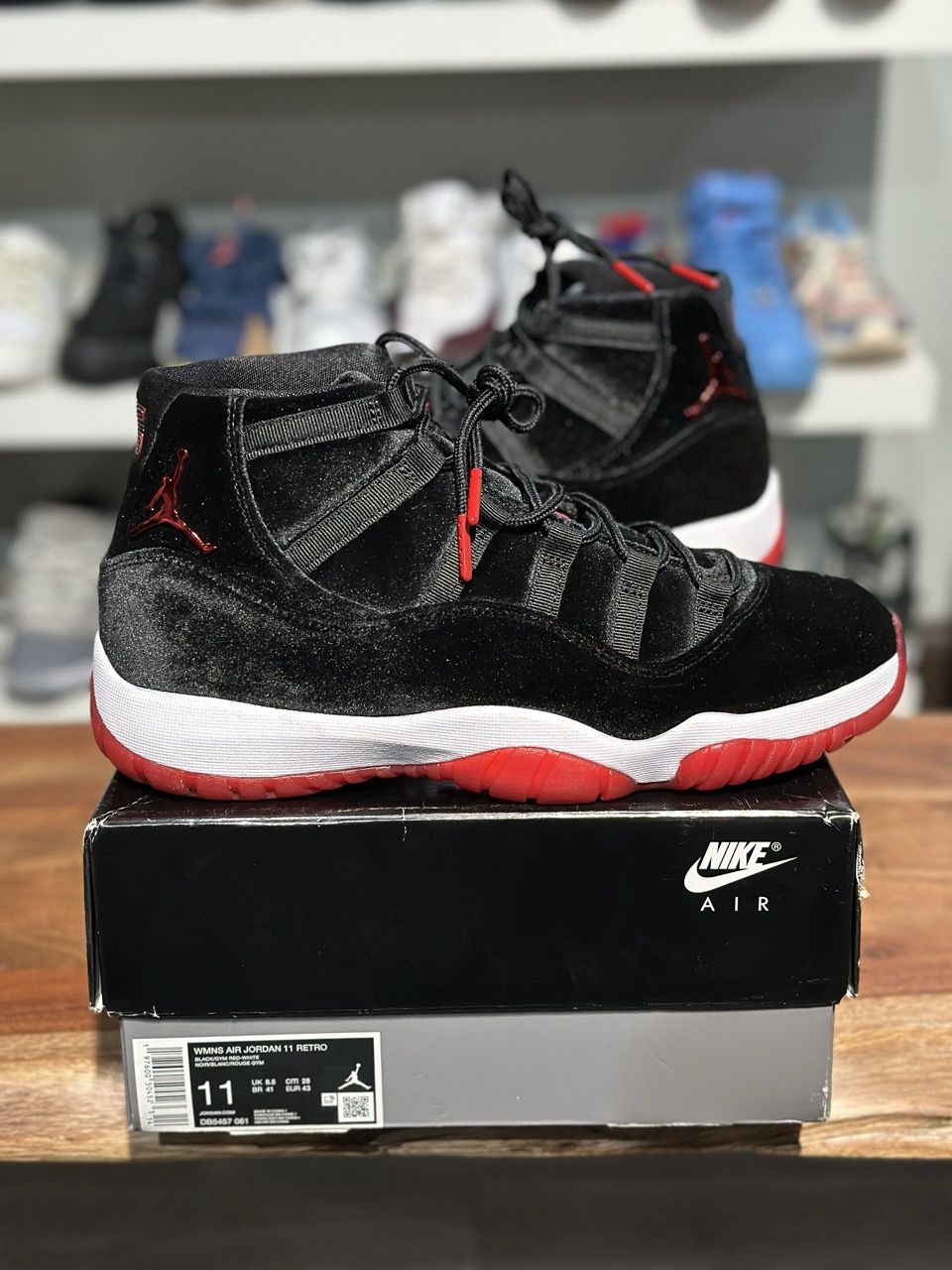 Jordan 11 Retro Bred Velvet (W) - Pre-Owned, Shoe Size: US W 11, Product Condition: Pre-Owned