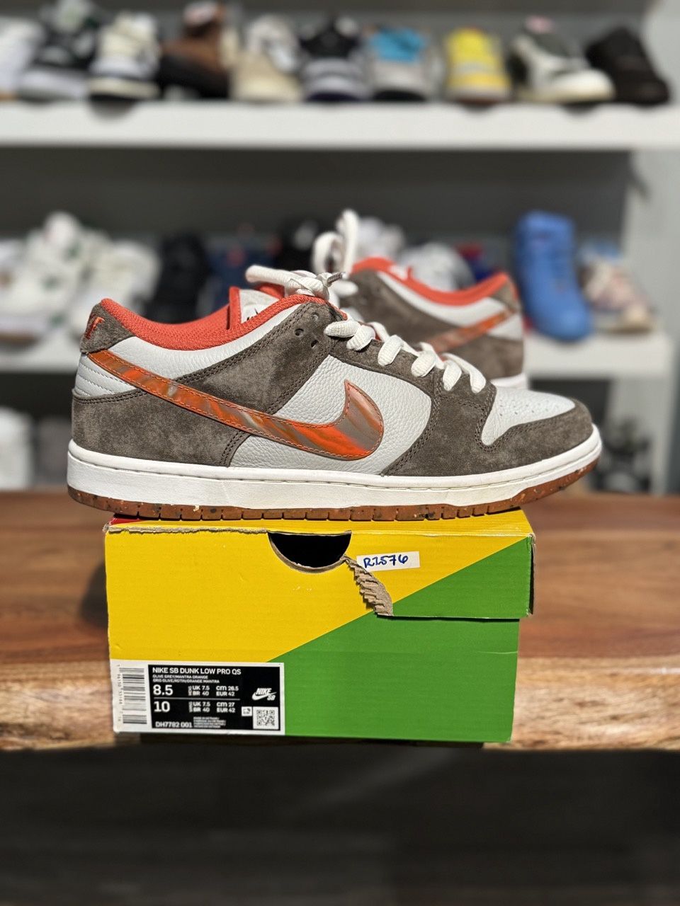 Nike SB Dunk Low Crushed D.C. - Pre Owned, Shoe Size: US M 8.5, Product Condition: Pre-Owned