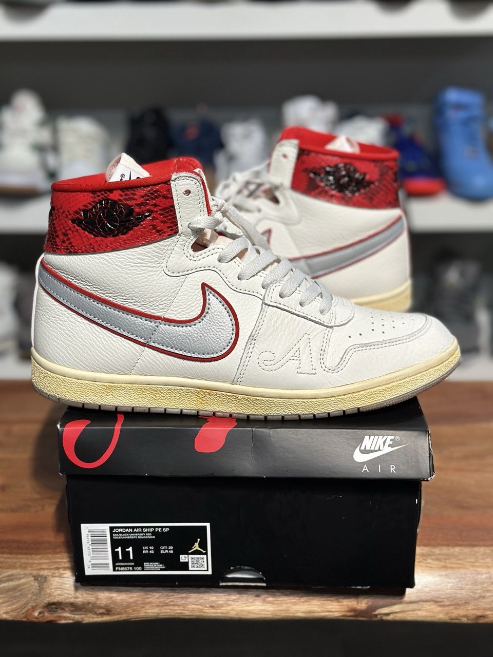 Nike Jordan Air Ship PE SP Awake NY - PreOwned, Shoe Size: US M 11, Product Condition: Pre-Owned