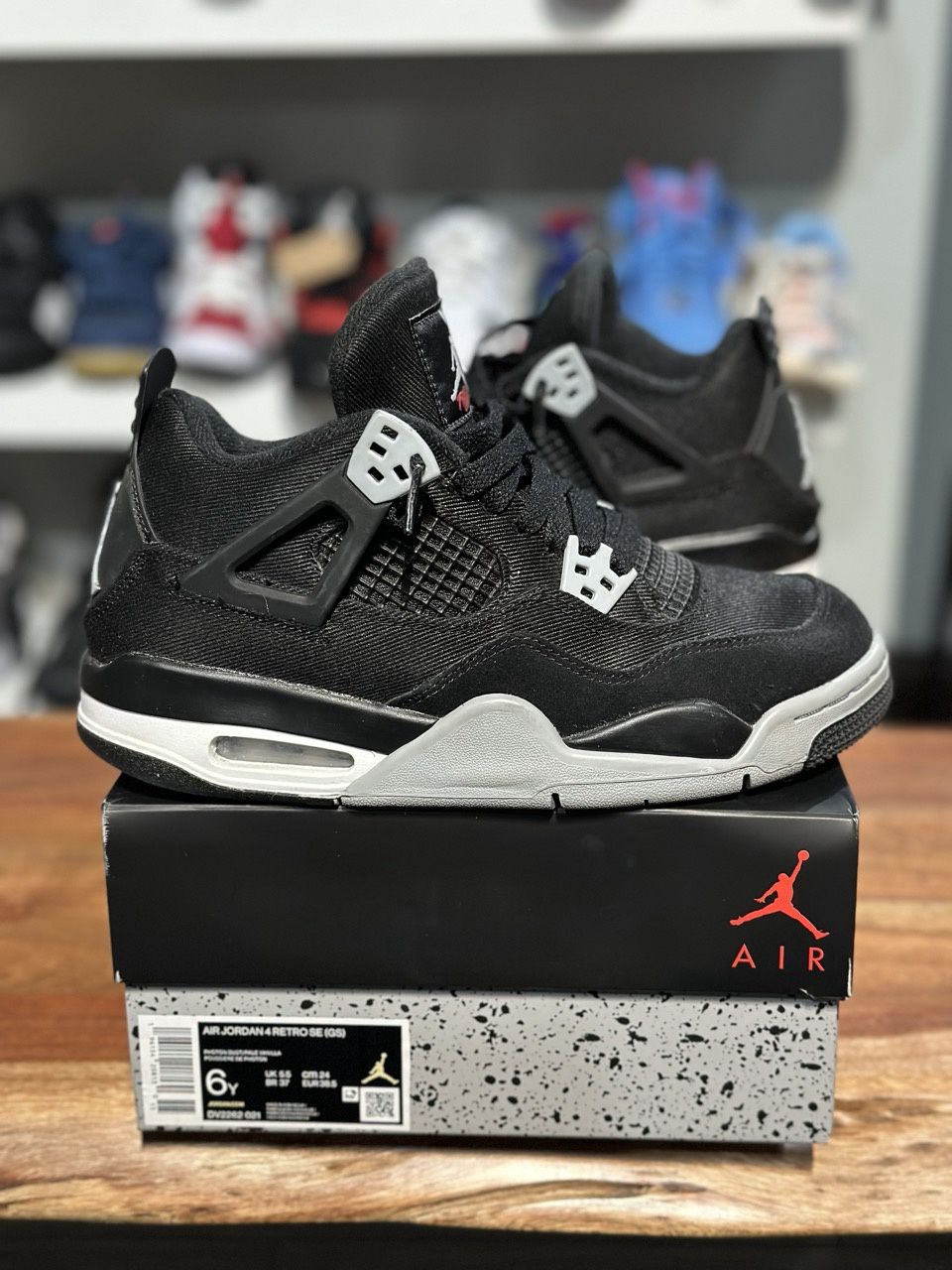 Jordan 4 Retro Black Canvas (GS) - Pre - Owned, Shoe Size: US 6Y, Product Condition: Pre-Owned